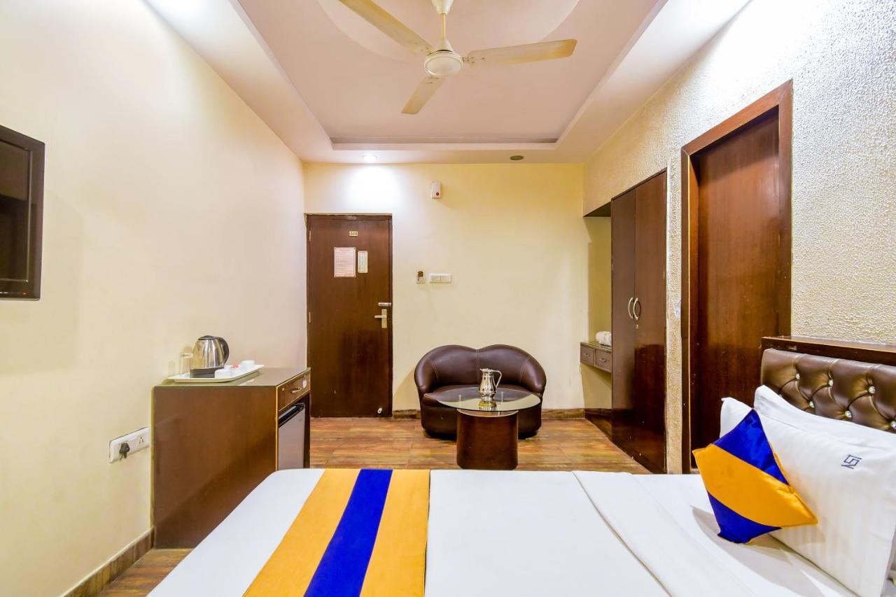 Hotel N S International Kolkata Eksteriør bilde